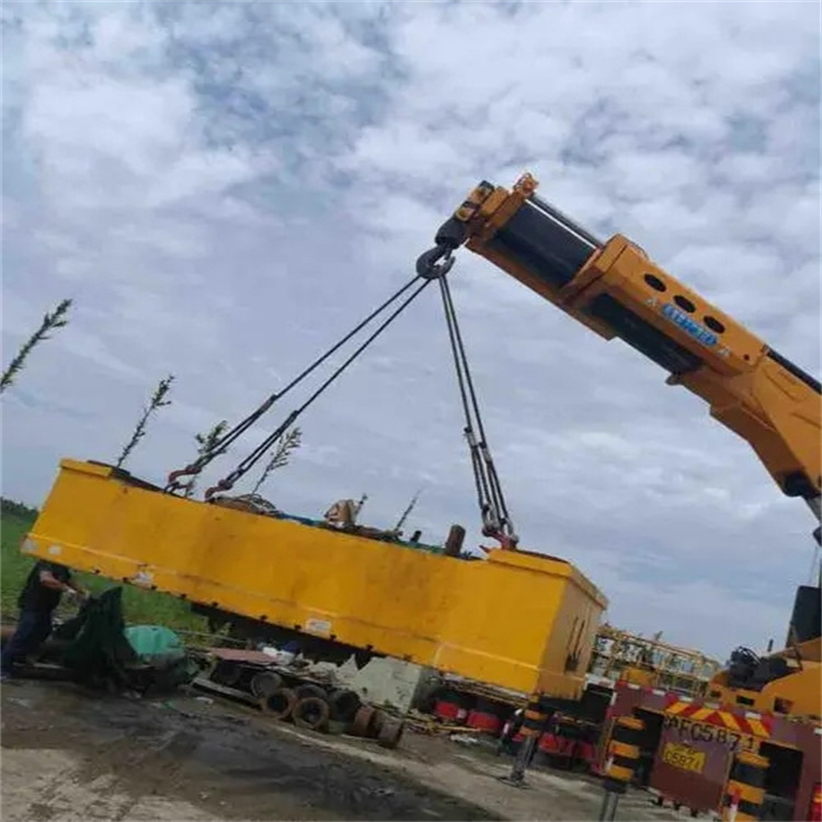 道县吊车吊集装箱需要多少钱